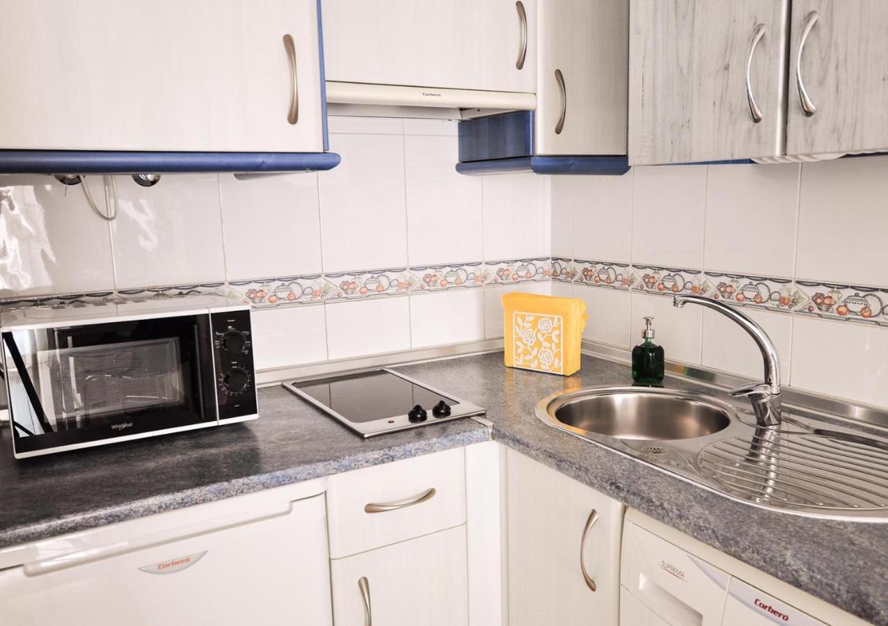 Holidays2Malaga Refino Studio High Speed Wifi Apartment ภายนอก รูปภาพ